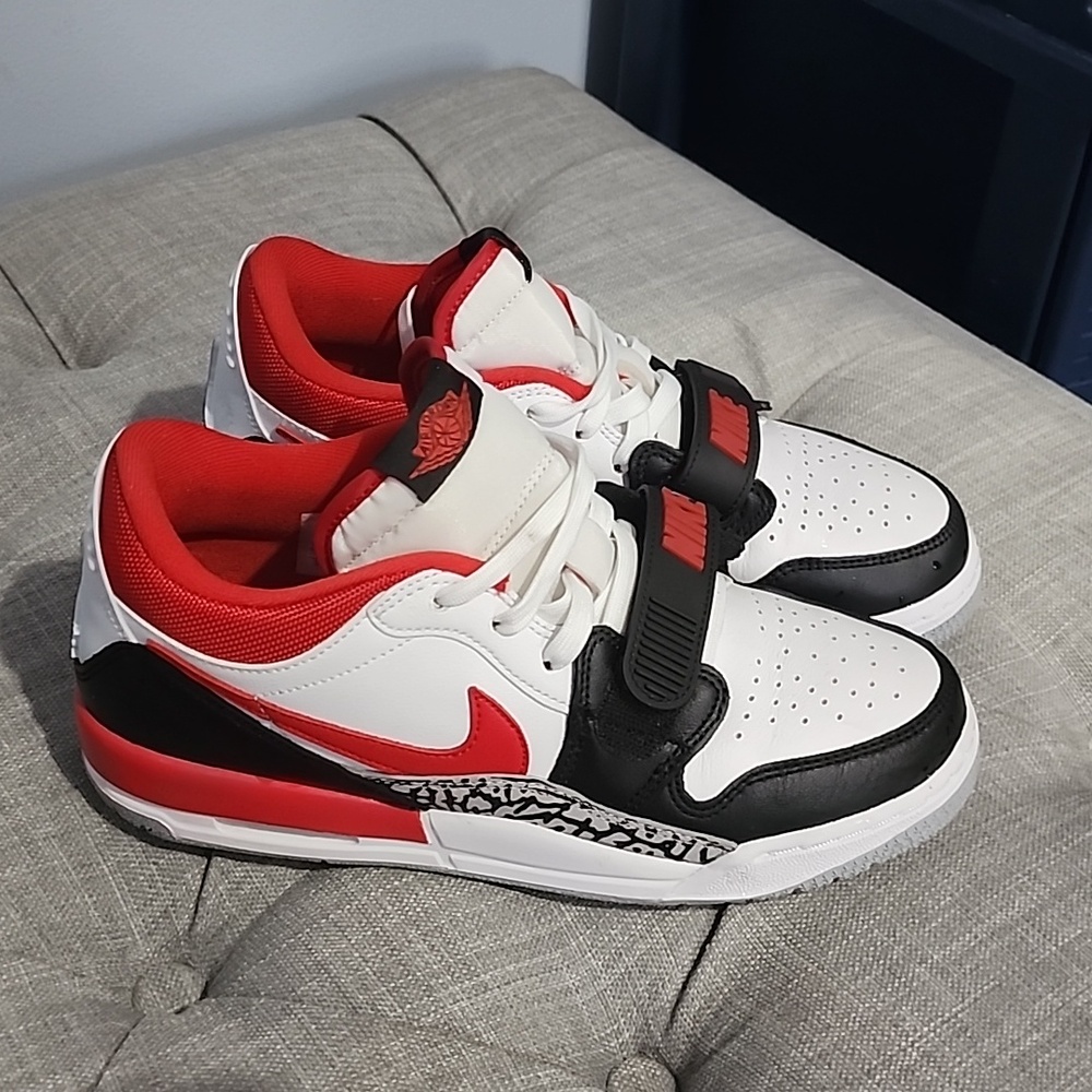 Nike Jordan 6.5 Y